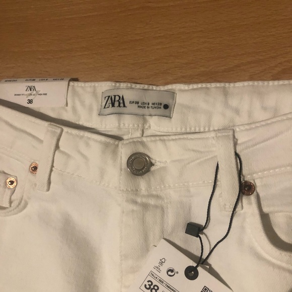 NWT- Zara - the Skinny flare jeans- off white- Sz 6 - Picture 3 of 5